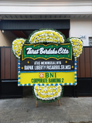 Papan Bunga Duka di Tanjung Agung