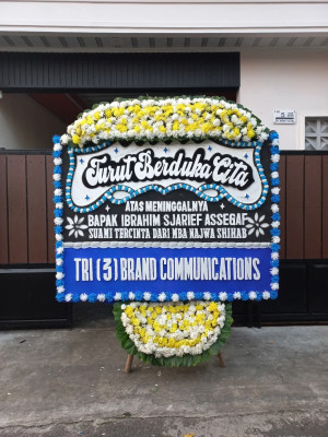 Papan Bunga Duka di Tanjung Agung